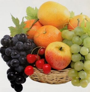 Полезно и вкусно. Немного информации о витаминах, содержащихся в фруктах.