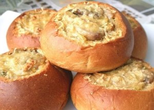 Рецепт приготовления жульена в булочках